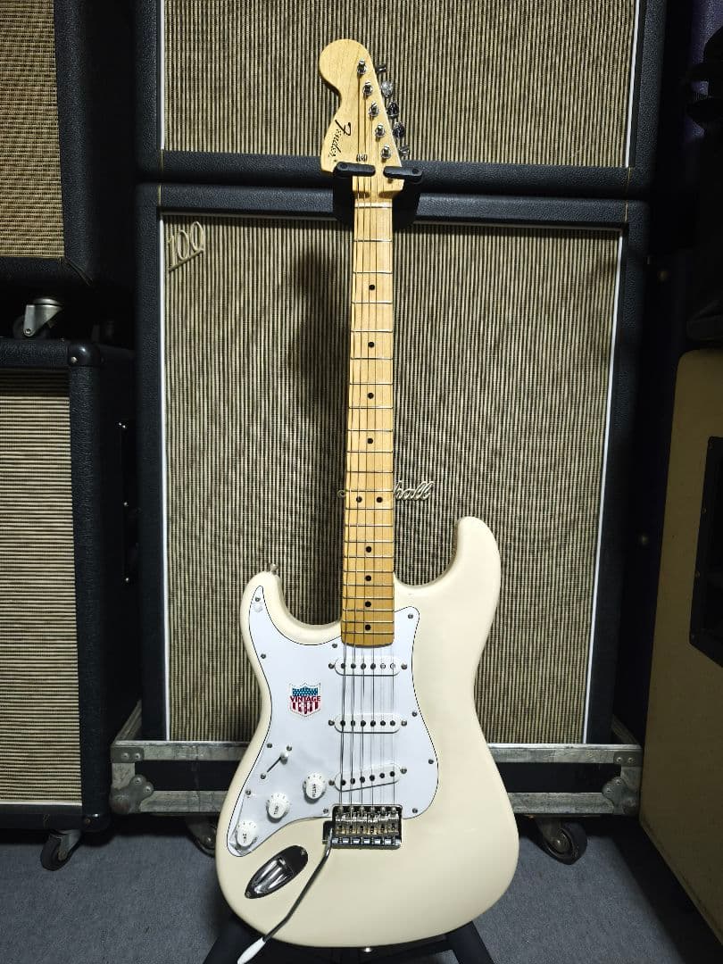 yoshimilovinsonさま専用　　Fender ST68 JH