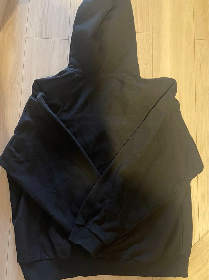 【HUF】ロゴパーカー