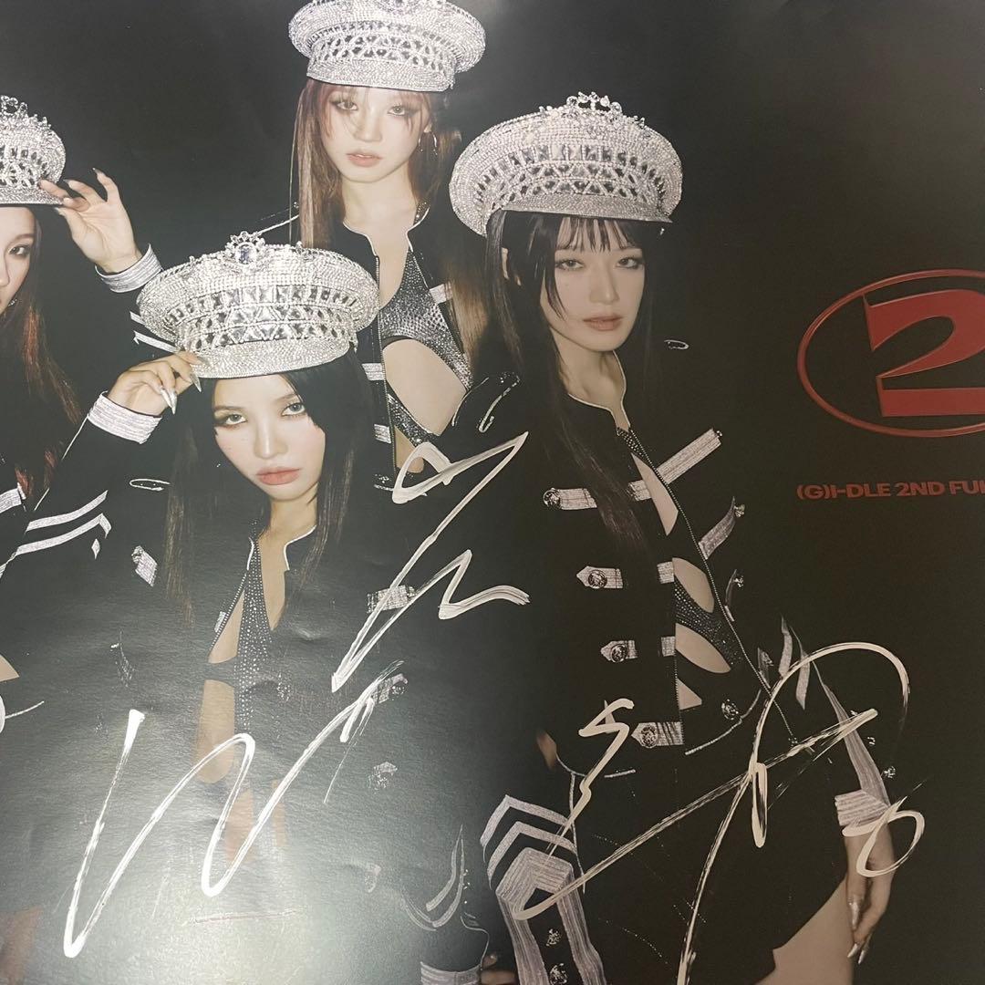 G-IDLE2ndFullAlbum2 全員直筆サイン入りポスター 15枚限定品