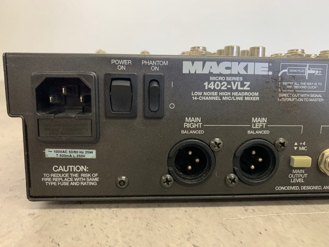 。 MACKIE MS1402-VLZ 14chアナログミキサー