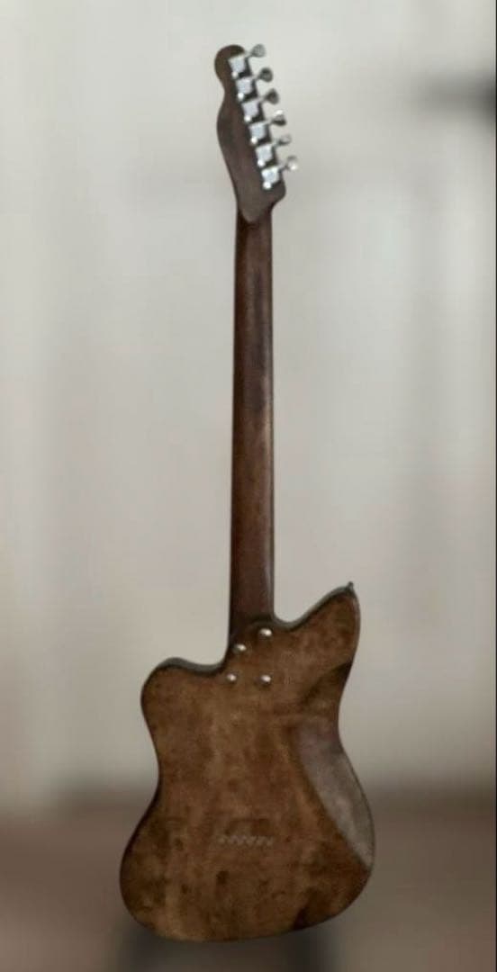 (中古) エレキギター　ブラウンウッドカラー　本体のみ