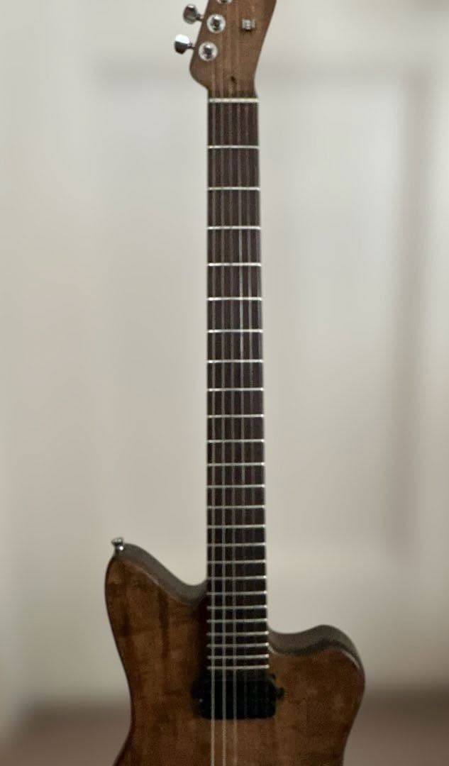 (中古) エレキギター　ブラウンウッドカラー　本体のみ