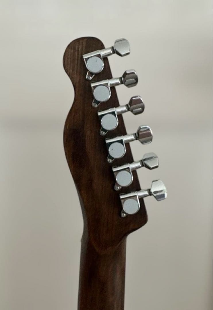 (中古) エレキギター　ブラウンウッドカラー　本体のみ