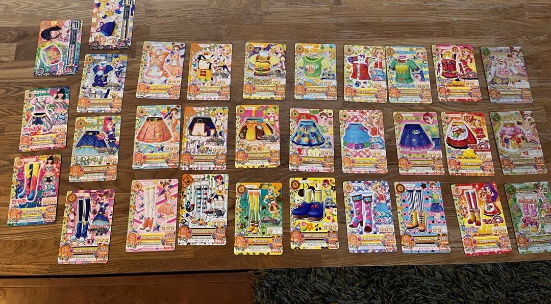 アイカツカード　まとめ売り　300枚以上　被りなし