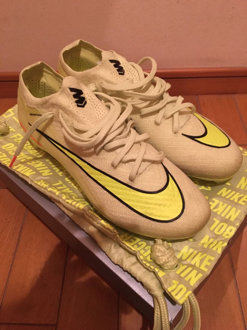 ナイキマーキュリアルヴェイパー16エリートFG