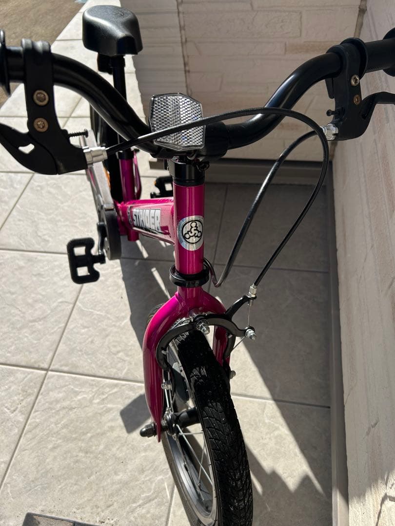 STRIDER 14x ピンク ペダル付き