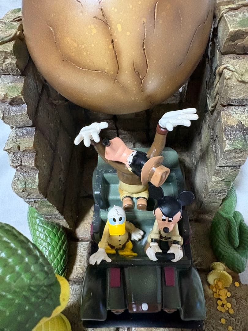 インディ・ジョーンズ 2005 10周年記念フィギュア ミッキー ディズニー