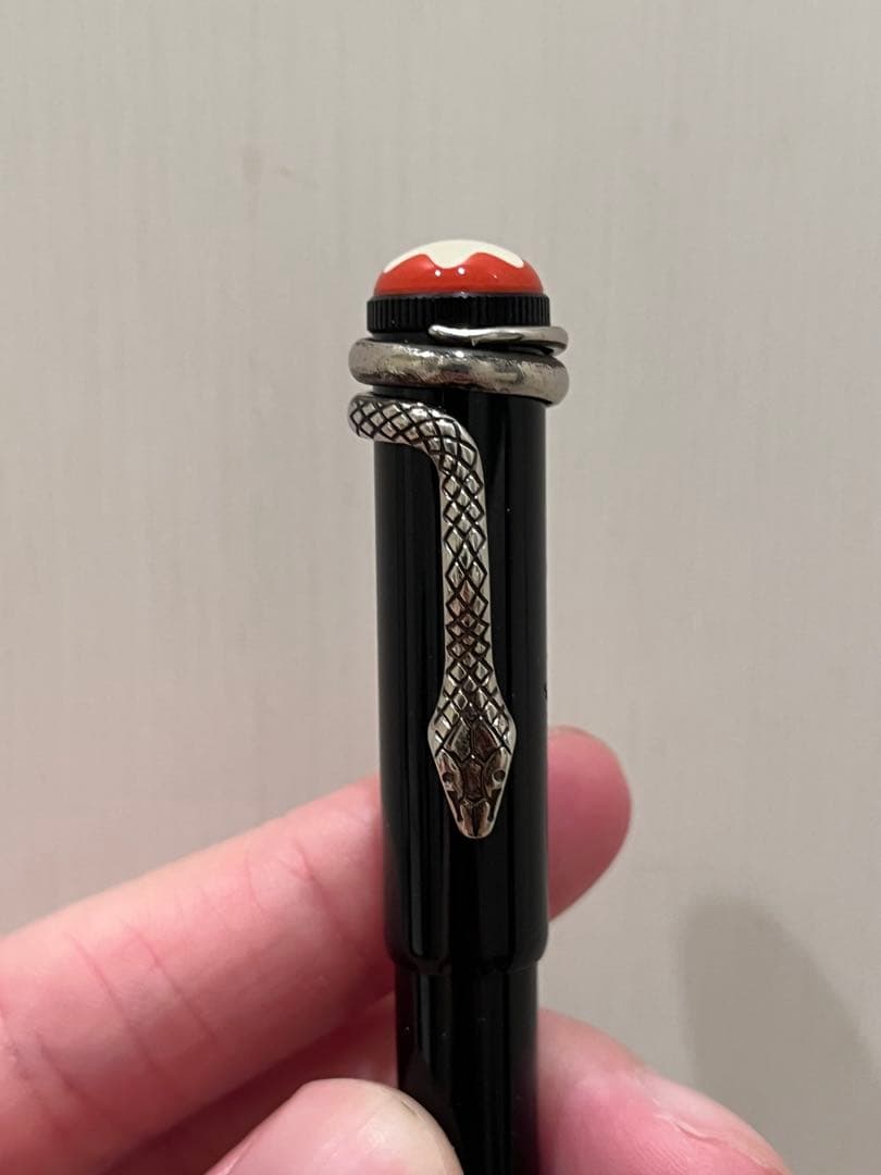 【美品】モンブラン ヘリテイジ ルージュ＆ノワール・ボールペン