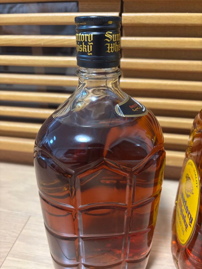 サントリー 黒角1920ml、角瓶1440ml 2本セット