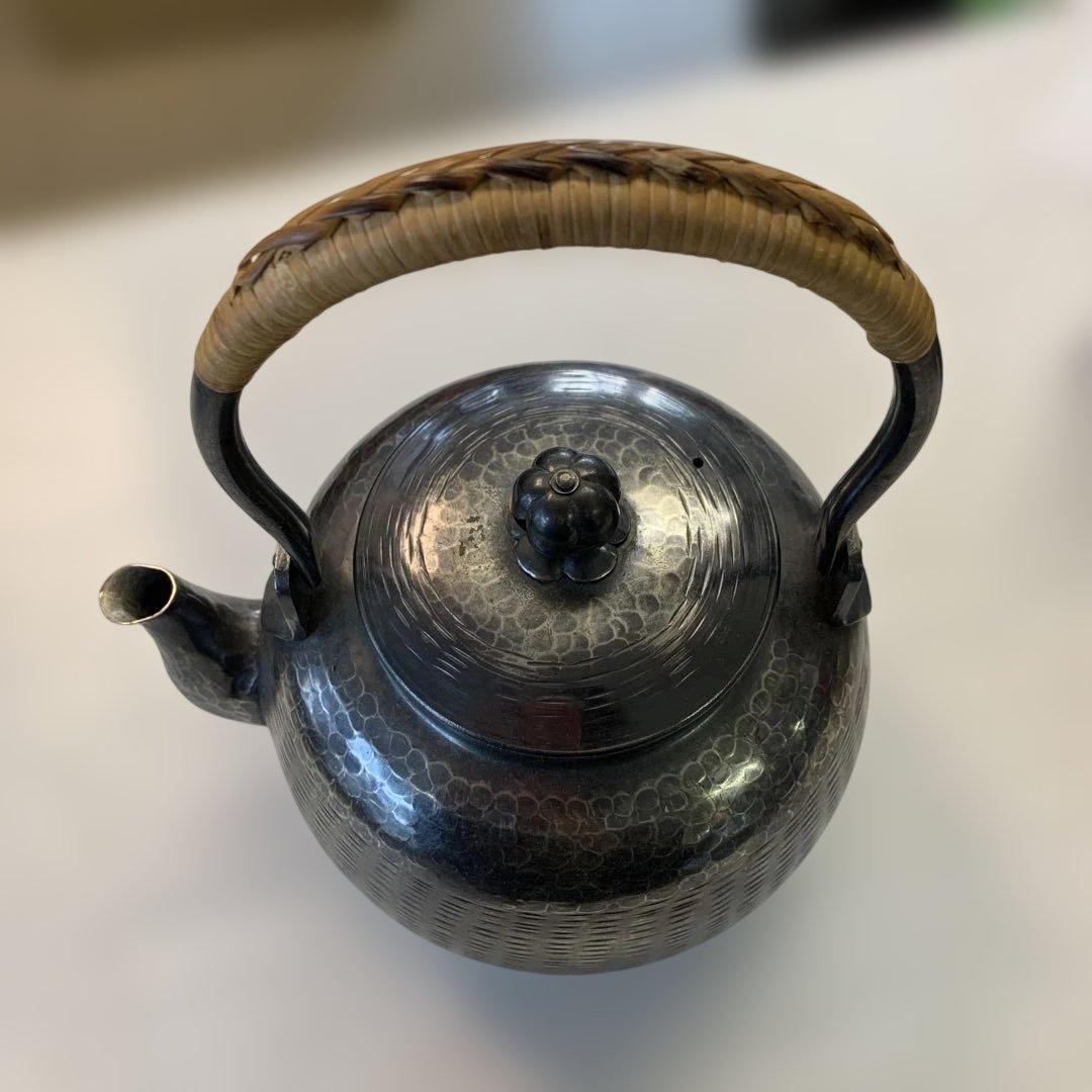【yo-83】煎茶道具　鉄瓶　銀瓶　竹製ハンドル　昭和レトロ　銀製　急須　燻し銀