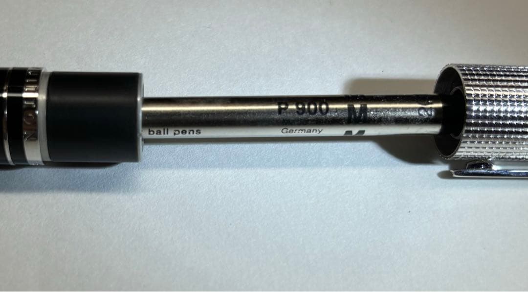 ルイ・ヴィトン ドッグラッカー　ボールペン　プラチナ