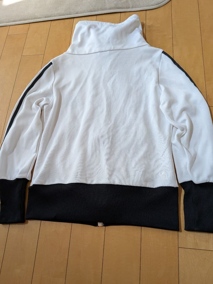 adidas07/08 ドイツ代表 ビッグフーディジャケットレディースモデル