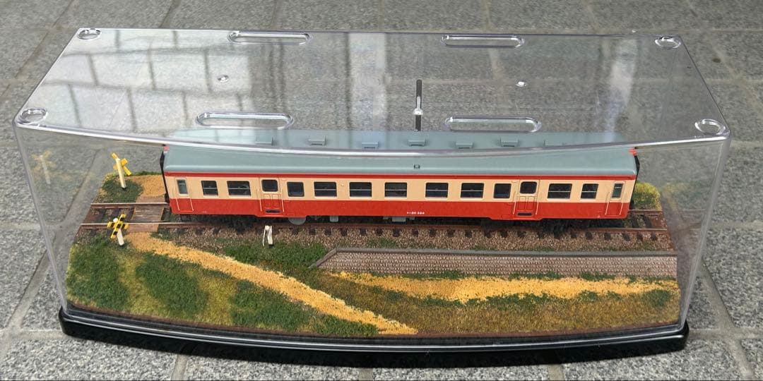 HOゲージジオラマ56仮乗降場のある風景アクリルケース付