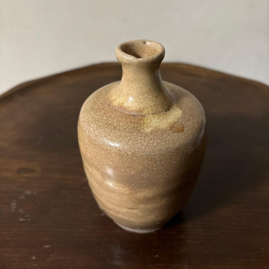 古い瀬戸小徳利　江戸明治　黄瀬戸　美濃　花器　酒器　アンティーク　古道具　検李朝