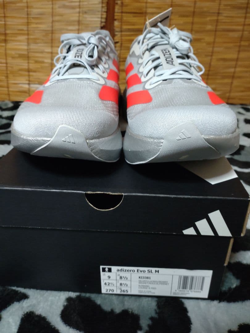 新品未使用！！アディダス　アディゼロエボＳＬ　27.0cm　東京マラソン　大阪