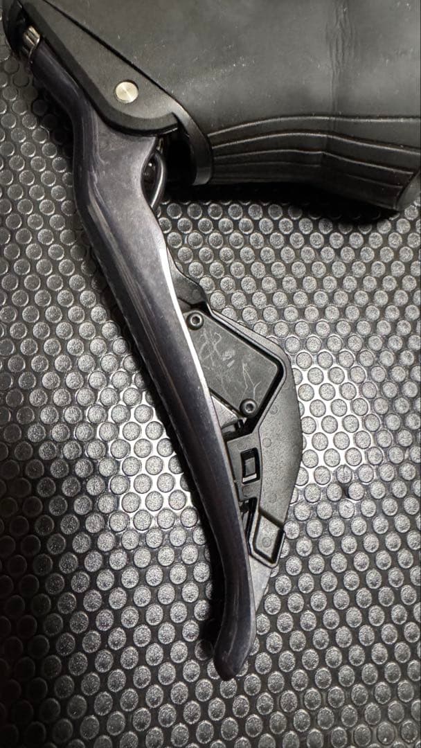 シマノULTEGRA Di2 ST-R8070左右セット油圧ブレーキSTIレバー