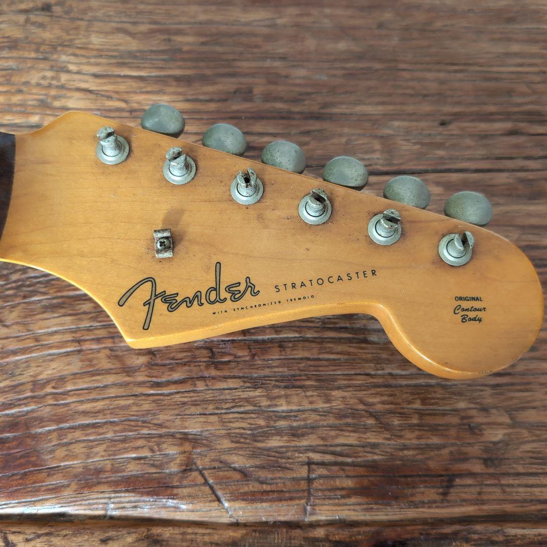 Fender Stratocaster サンバースト