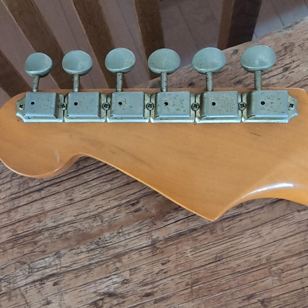 Fender Stratocaster サンバースト