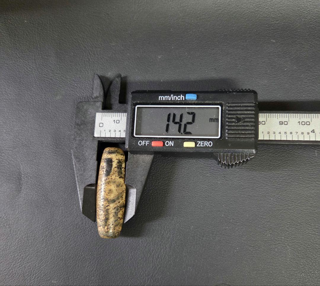 790　天珠　亀甲長壽九眼天珠　dzibeads　！