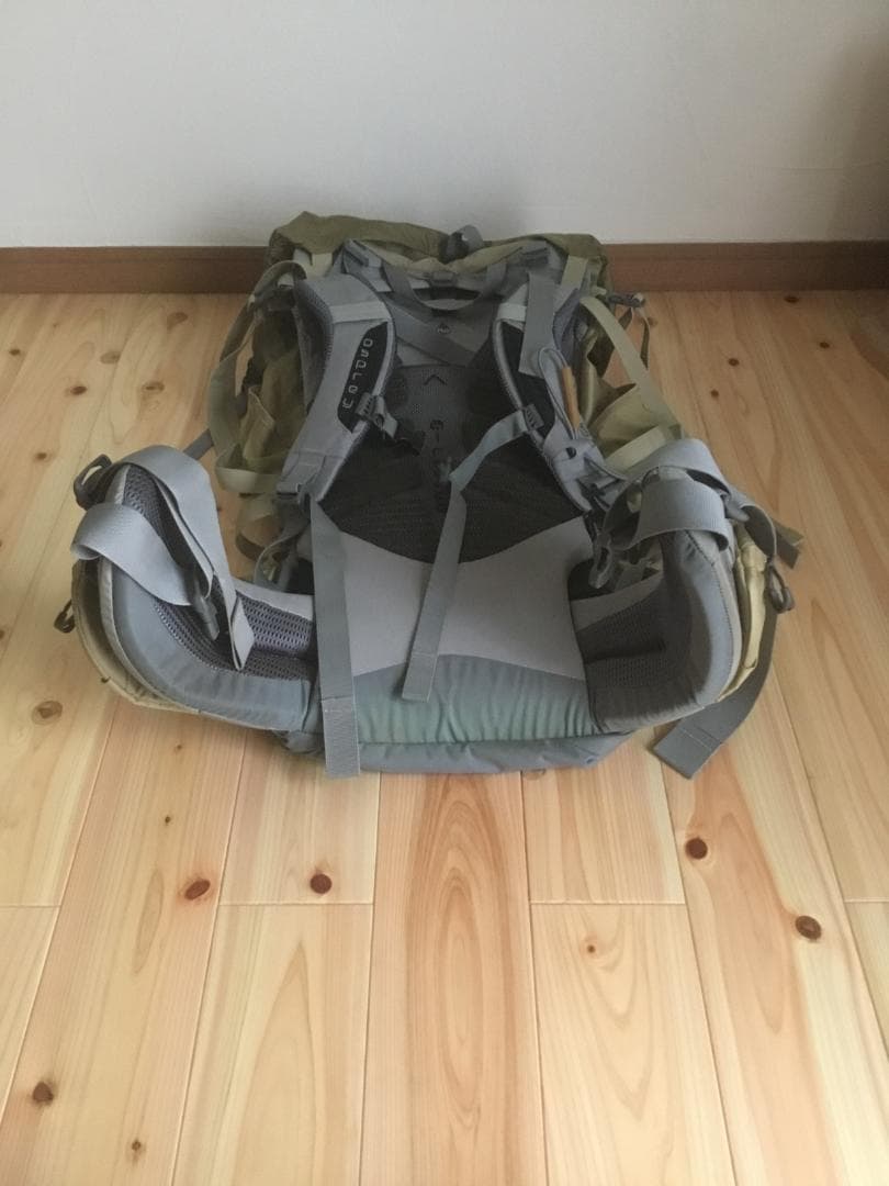 OSPREY ariel 55 登山用 リュック ザック カーキ