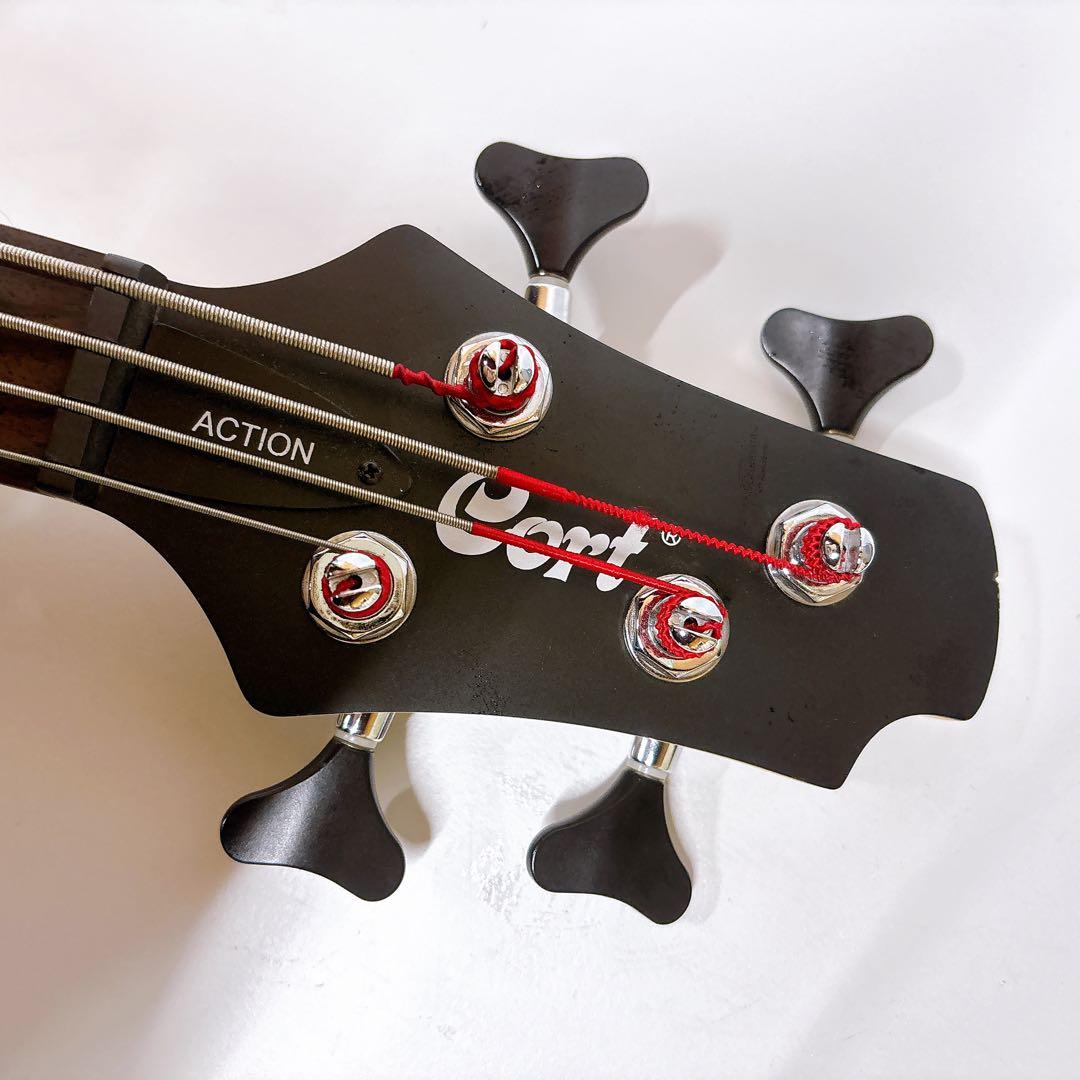 Cortコルト Action ベース レッド