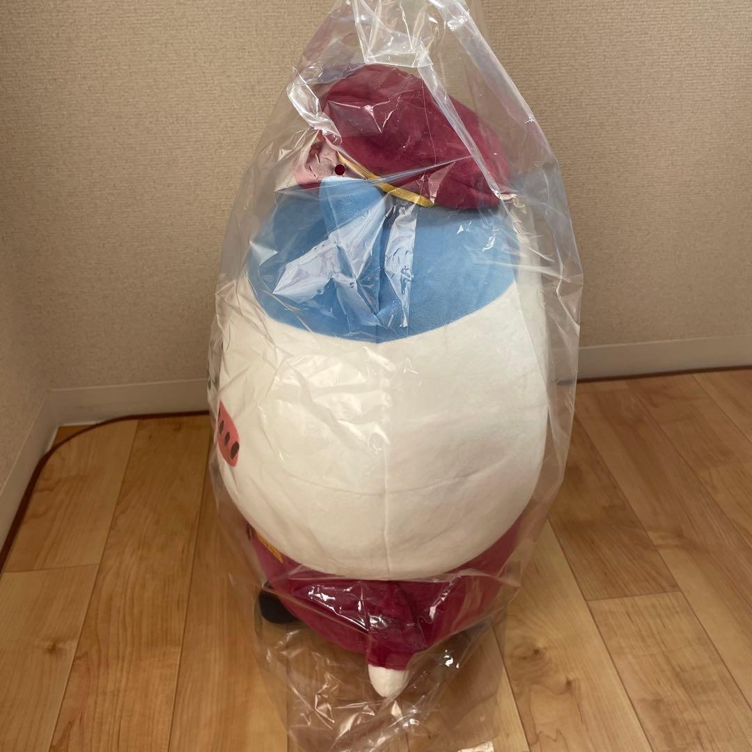 ちいかわ　阪急電車　 BIGぬいぐるみ　ハチワレ