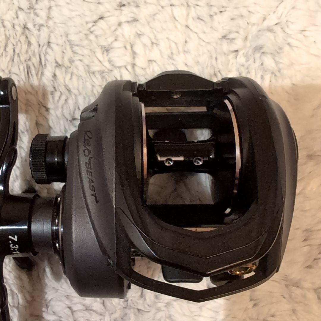 リール Abu REVO BEAST 40 HS
