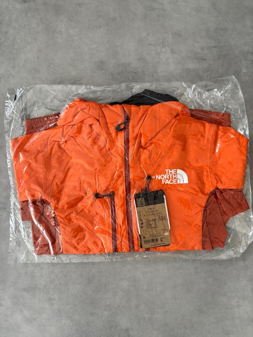 新品 Mサイズ ノースフェイス レディース ジャケット スキー スノボ 登山