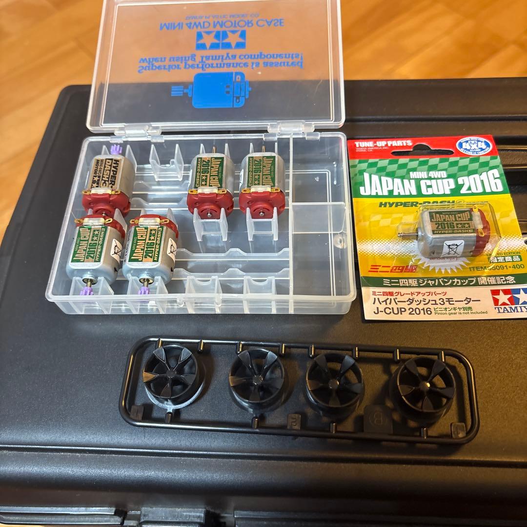 ミニ四駆ポリカボディ ケース 付属品 モーター セット売り