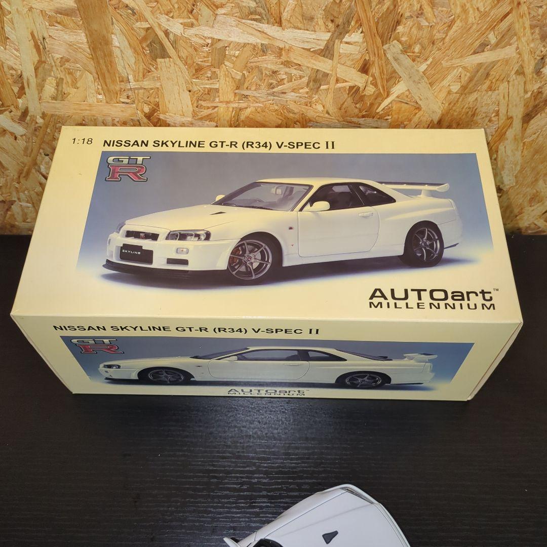 値下げ　オートアート1/18 スカイライン GT-R R34 VスペックII