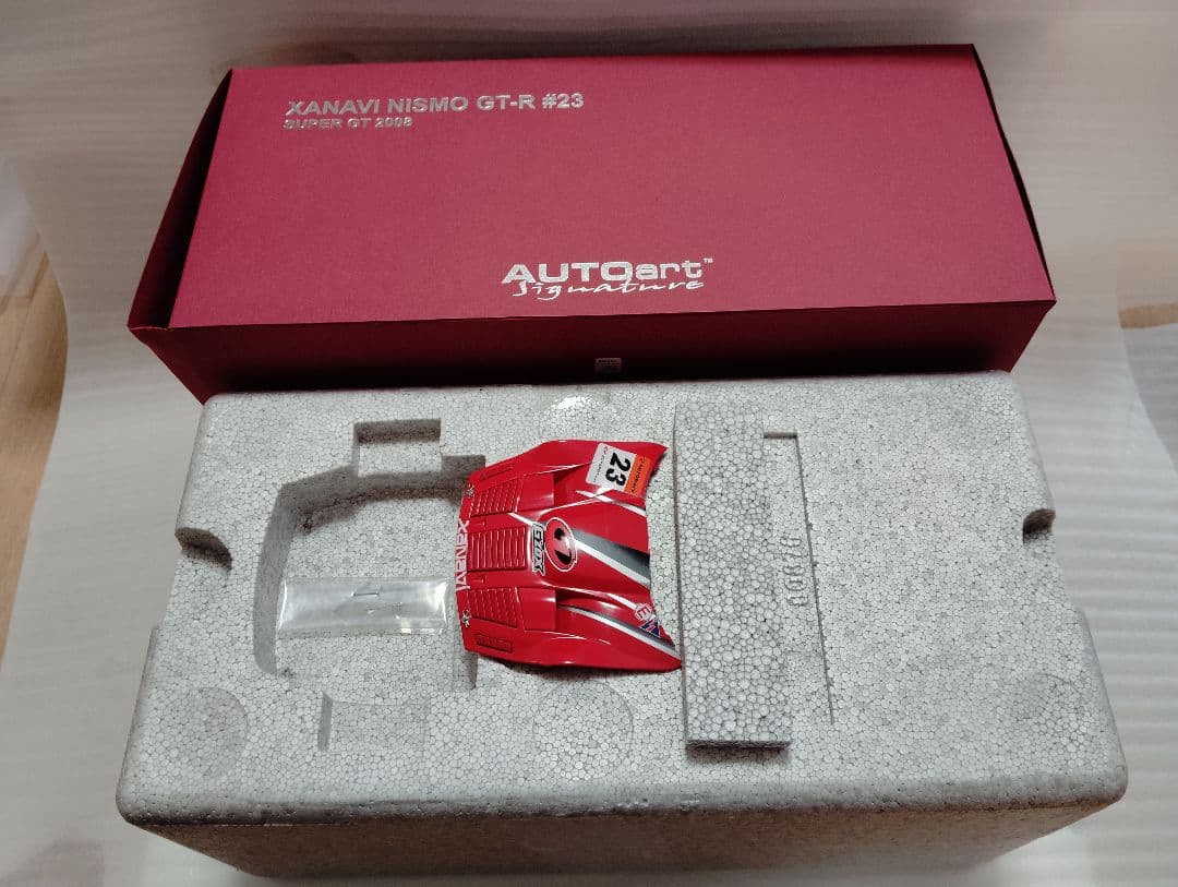 G04 オートアート製 1/18 XANAVI NISMO GTR 2008