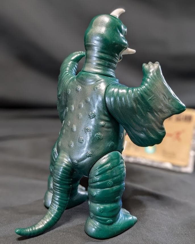 ぺギラ「ウルトラQ」登場怪獣（ブルマァク復刻）ソフビフィギュア