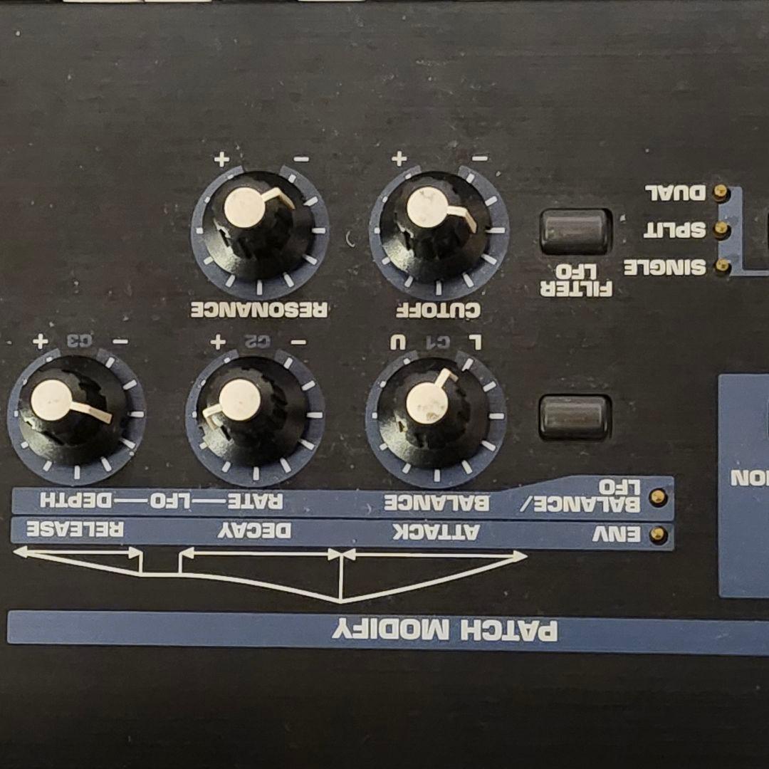 鍵盤楽器 Roland JUNO-D