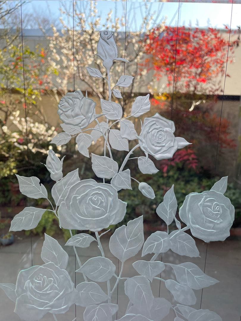 ローズ模様のサンドブラスト作品