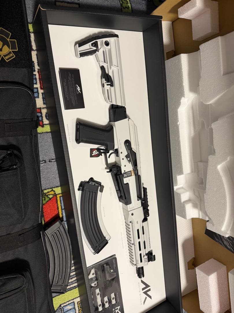 東京マルイ No.32 AK ホワイトストーム 次世代電動ガン