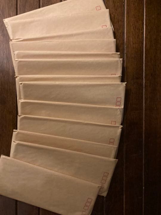 帰ってきたウルトラマン　おたのしみデパート　怪獣バッヂコンプリートセット　バッジ