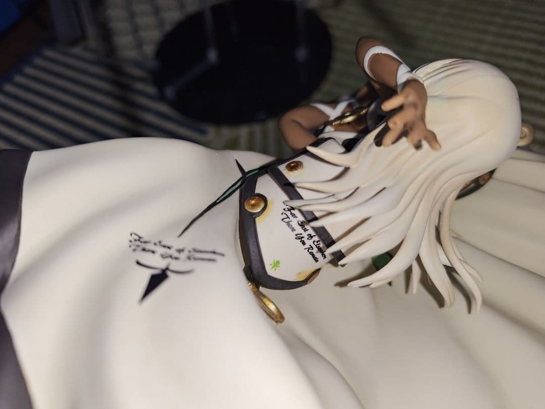 FREEing ラムレザル=ヴァレンタイン 1/8 フィギュア