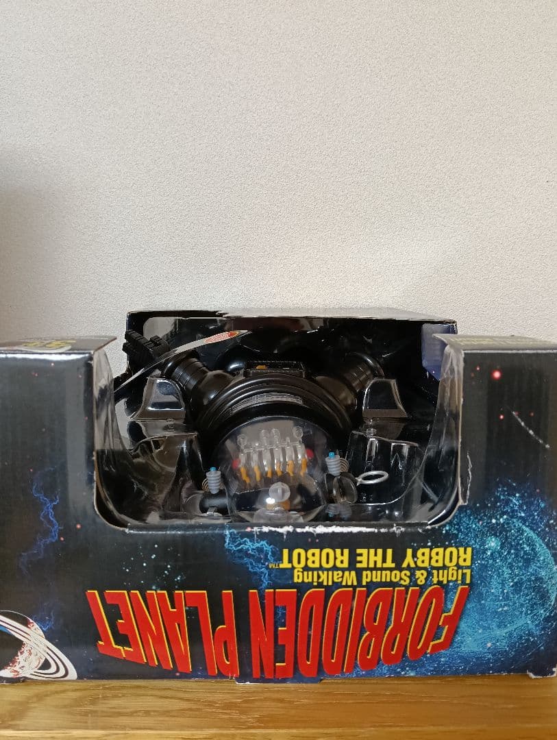 ロビー・ザ・ロボット フィギュア 禁断の惑星 開封品 不動品