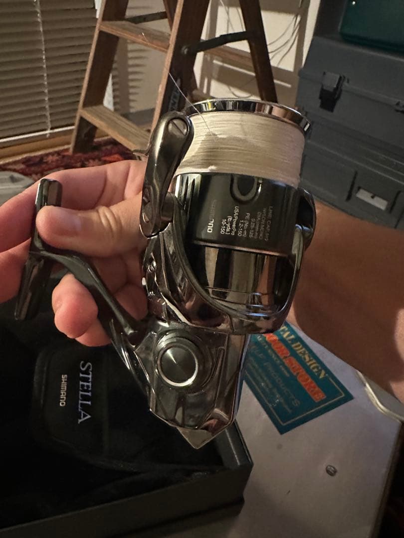 SHIMANO STELLA C3000MHG スピニングリール　22ステラ