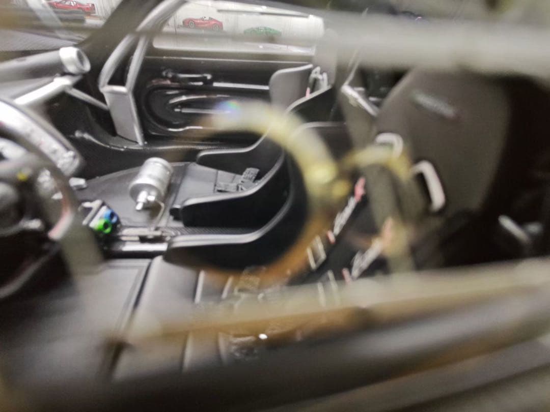 新発売 入手困難 HH モデル 1/18 パガーニ Zonda R ミニカー