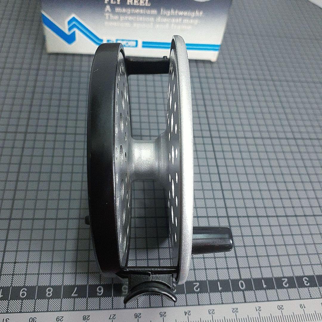 フライリール　オールド　リョービ 355MG　日本製　新品希少　渓流　トラウト