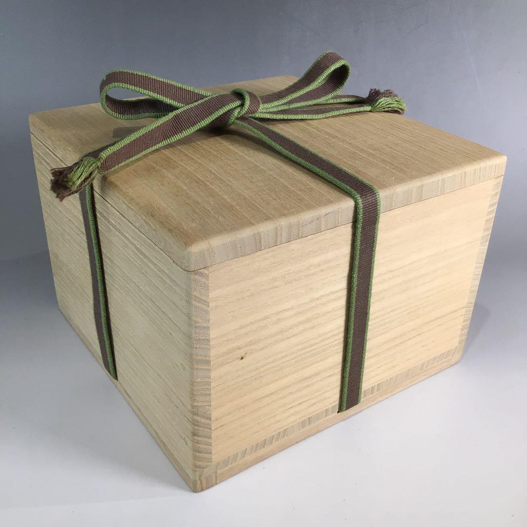 Ｐ３３８　茶碗　『金太漢造』『大徳寺　神波東嶽　箱書』『高麗井戸茶碗』　共箱