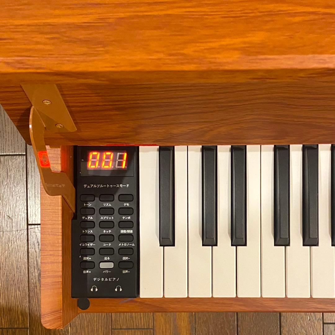 【新品 引き取り歓迎 配達も可】木製アップライト 多機能リアル電子ピアノ