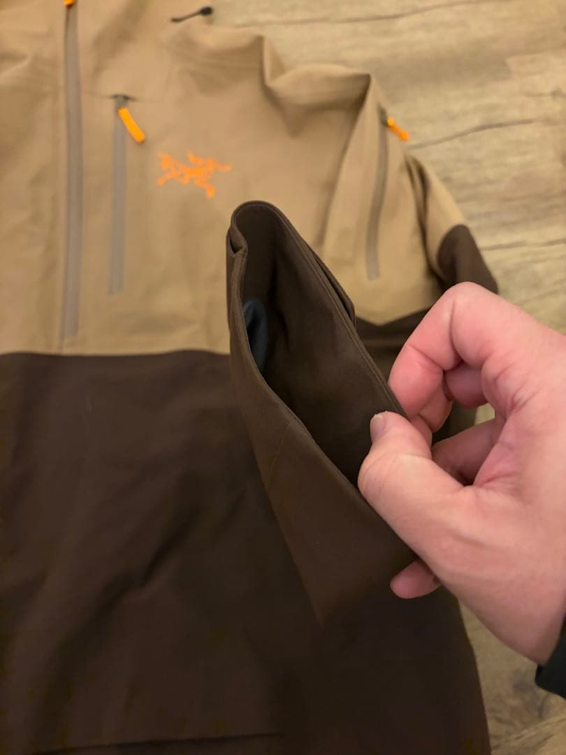 Arc'teryx GORE-TEX スノーボードウェア　セイバーアノラック