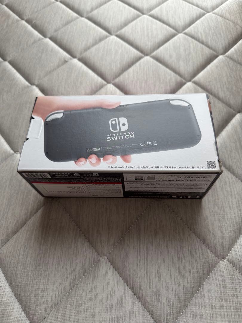 美品Nintendo Switch Lite グレー + ケース+カセット