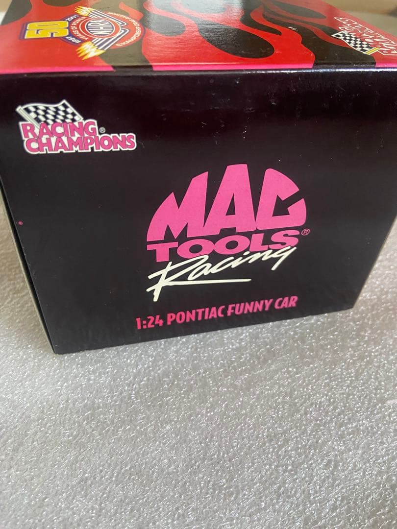 MAK TOOLS ムーンアイズ 限定版 ファニーカー1/24 1of3000