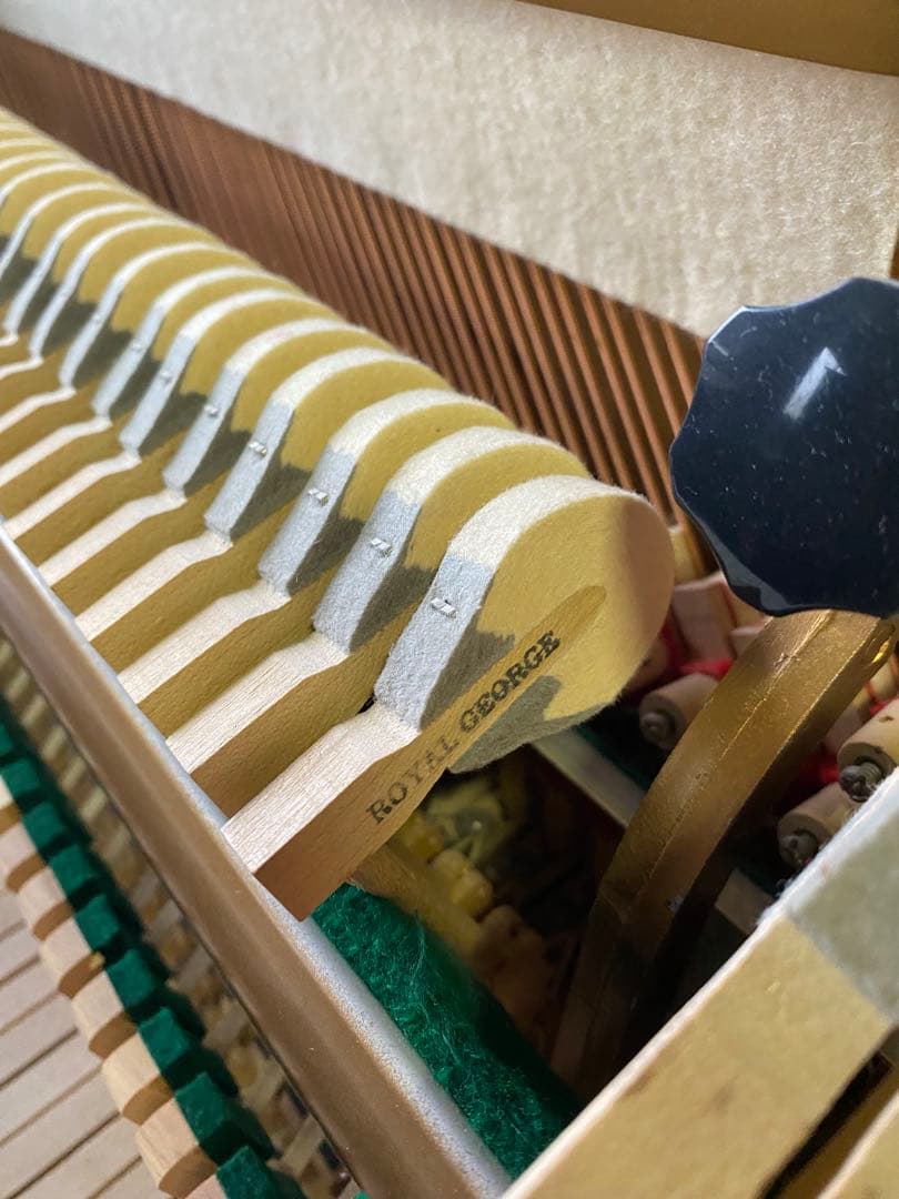 最終値引き WEINBURGアップライトピアノ 値下げしました。