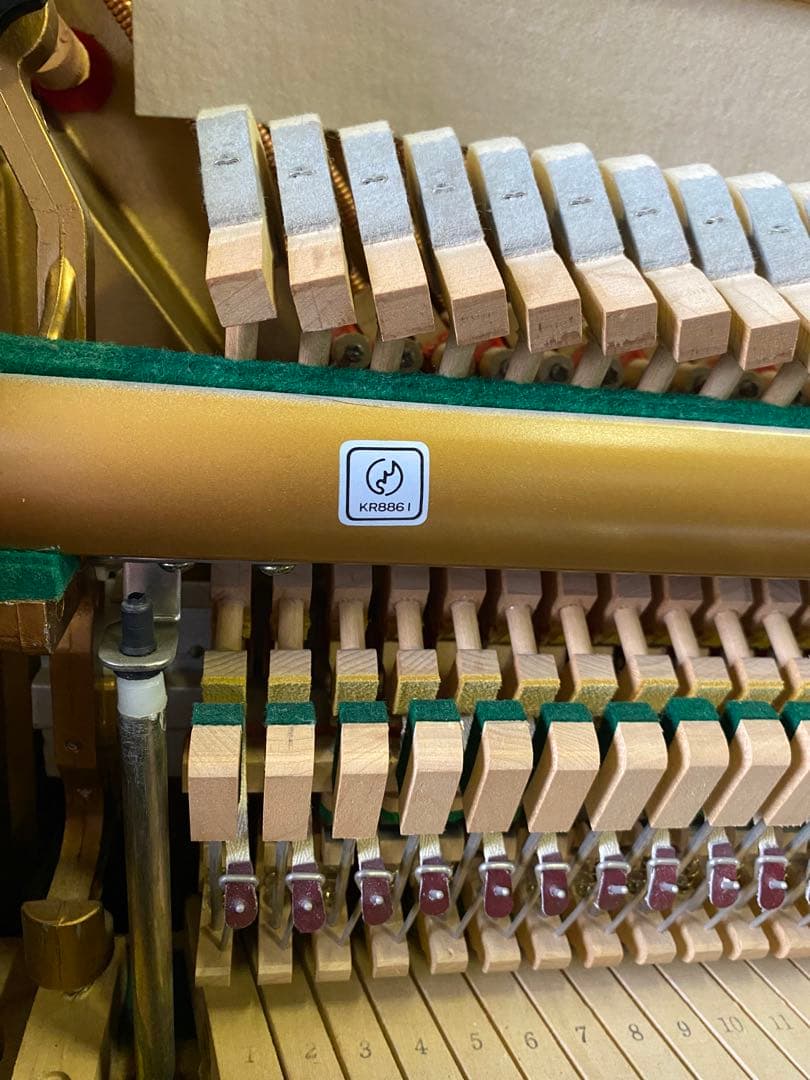 最終値引き WEINBURGアップライトピアノ 値下げしました。