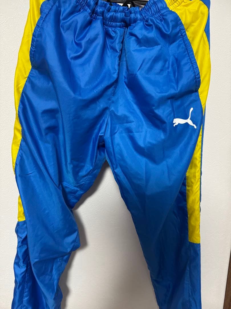 国見中サッカー　ウィンドブレーカー上下　PUMA