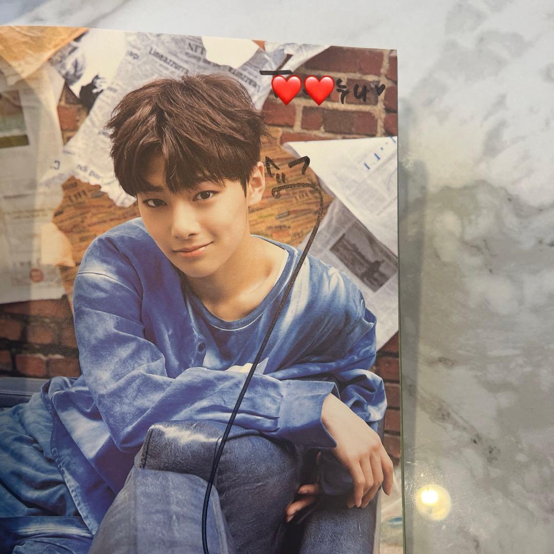 Stray Kids スキズ　サイン会　直筆　サイン入りアルバム　CD